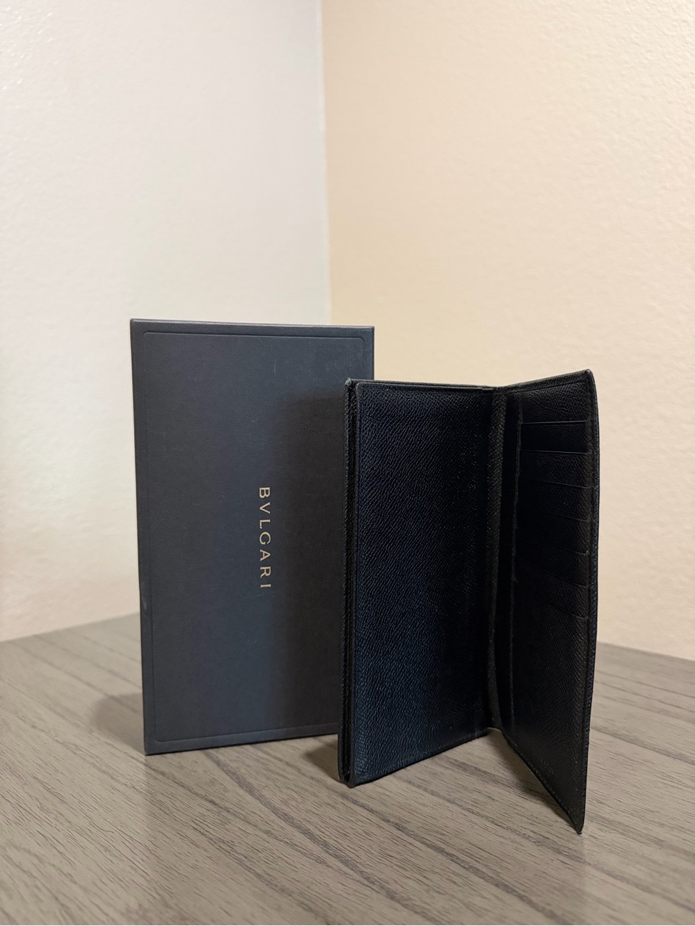 Bvlgari Black Leather Men's Card Holder Bifold Wallet